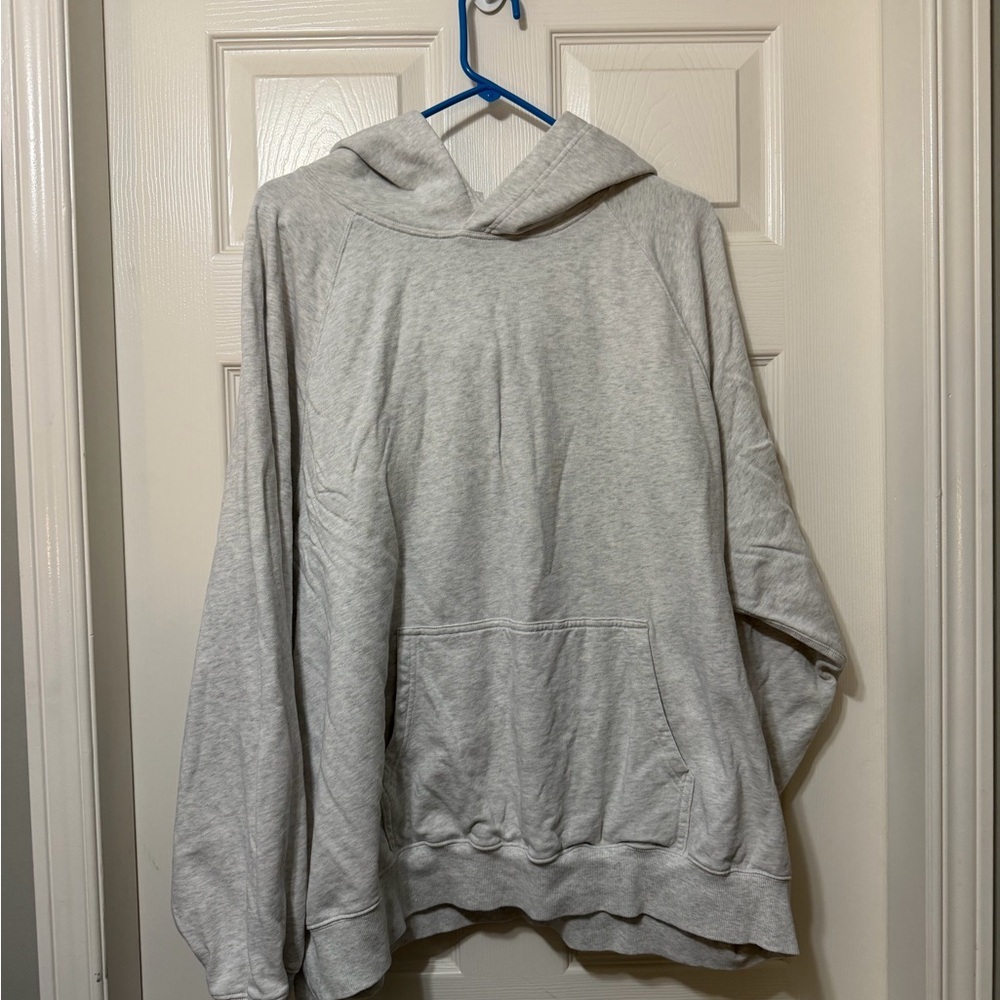 Aritzia mega raglan sweatfleece terry size xl euc